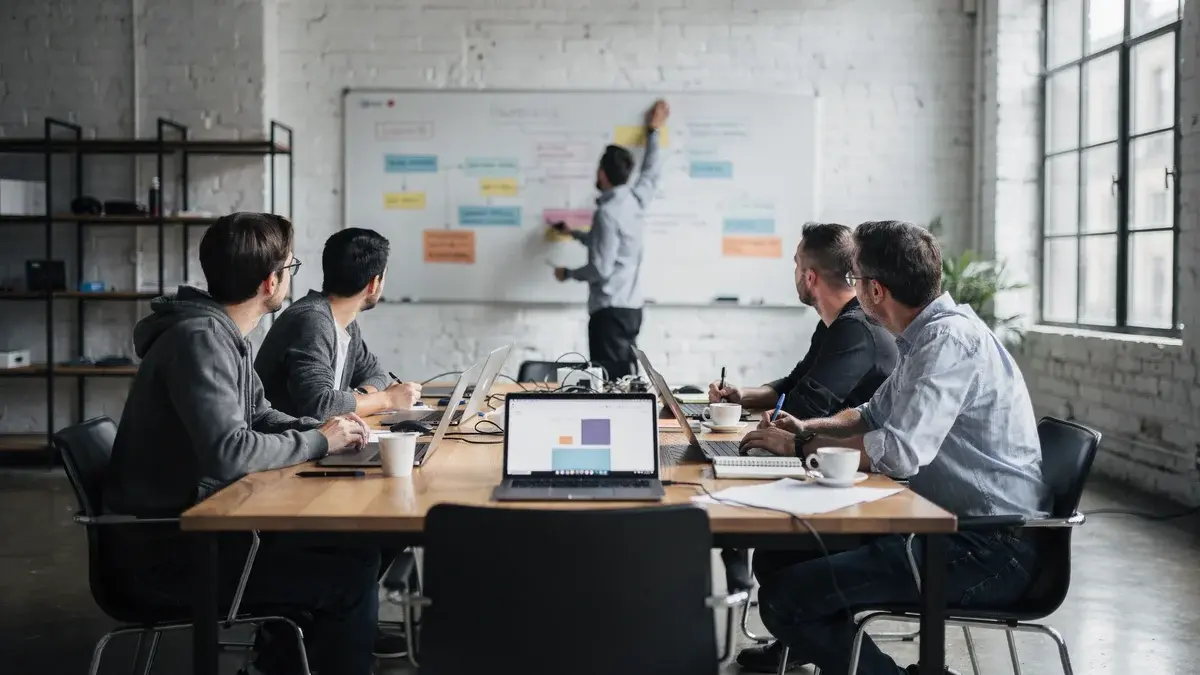 Formation Product Builder for Engineers : Cadrer prioriser et valider avant de coder